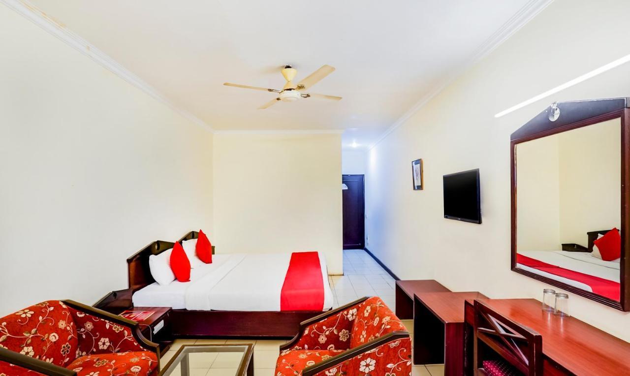 Hotel Oscar Regency Panchkula Bagian luar foto